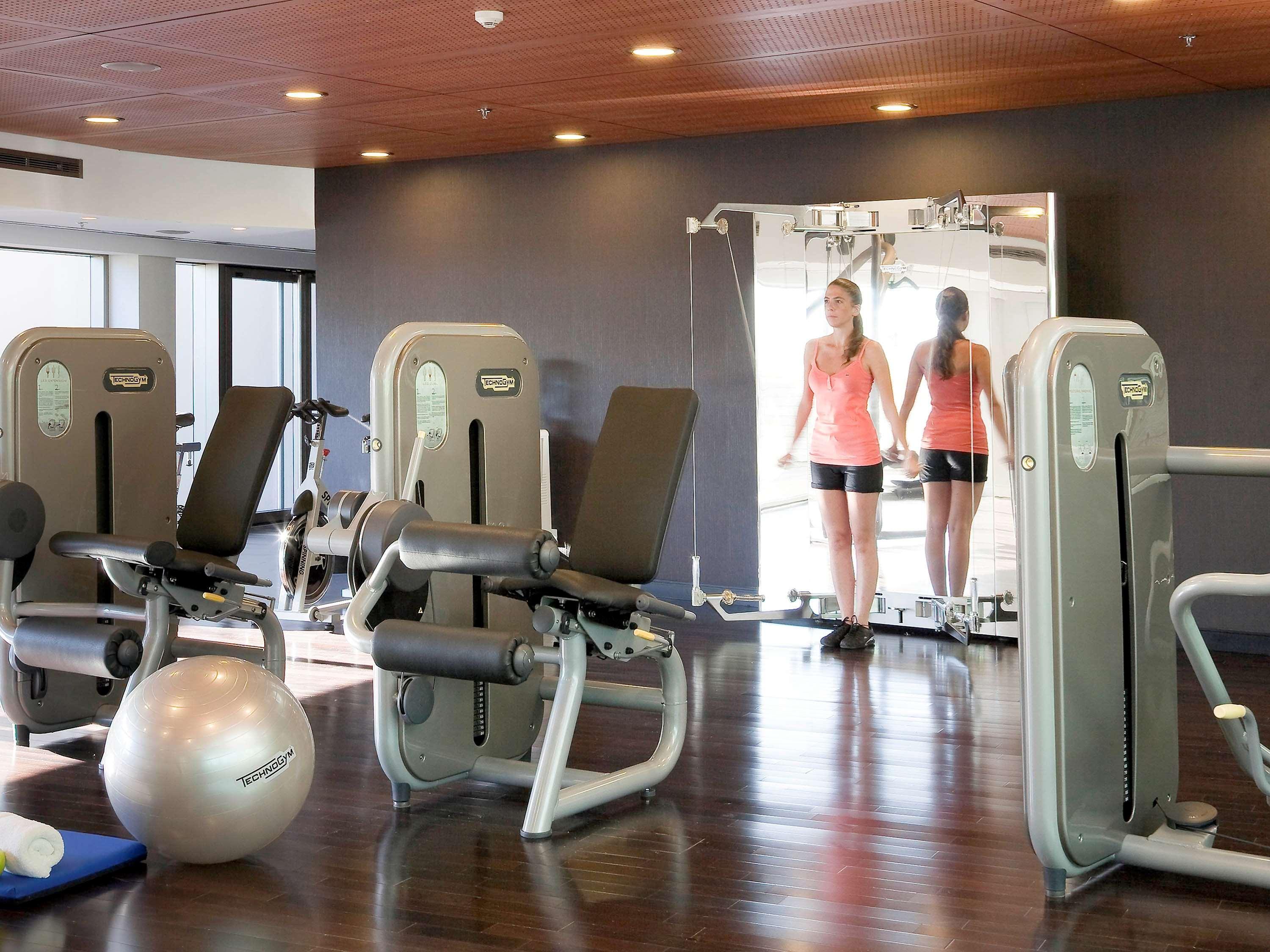 Hotel Pullman City Center روزاريو المظهر الخارجي الصورة