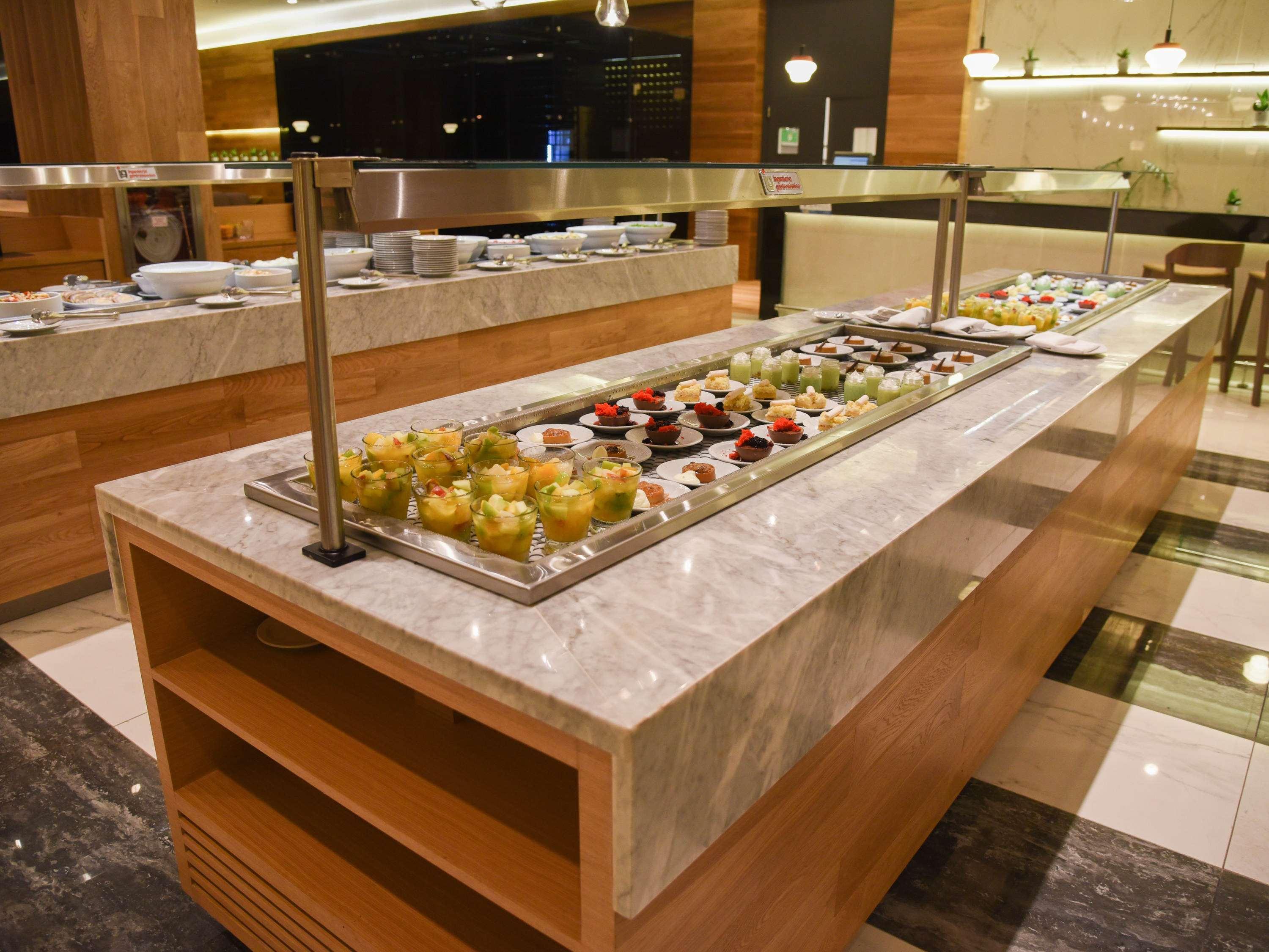 Hotel Pullman City Center روزاريو المظهر الخارجي الصورة