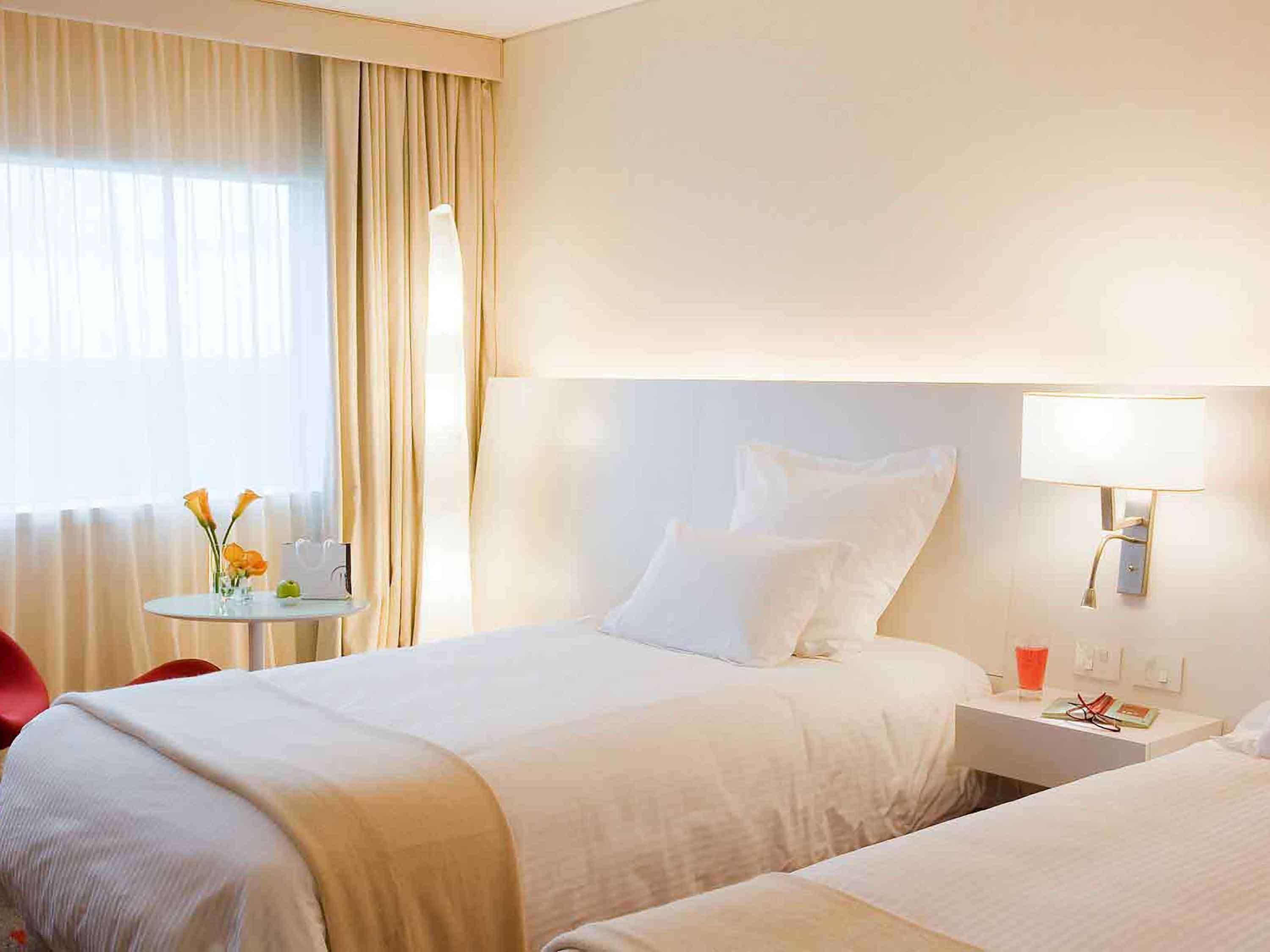 Hotel Pullman City Center روزاريو المظهر الخارجي الصورة